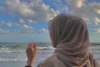Hijab dari Night Sky Shadow Fibers: Pelangi Warnakan di Langit